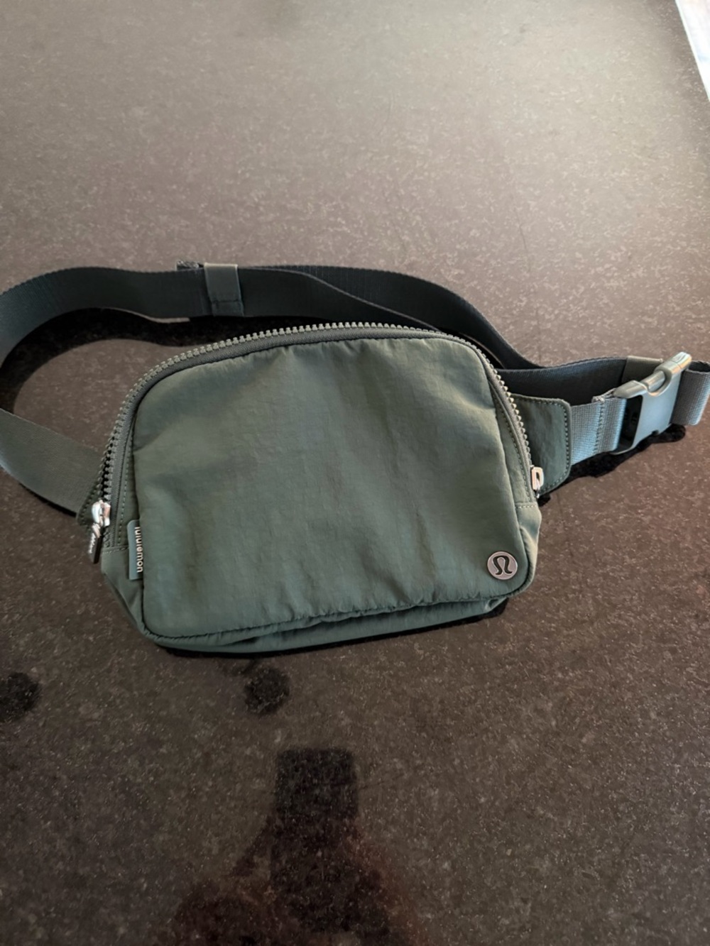 NWT Lululemon Everywhere Belt Bag Large 2L In Dark Forest